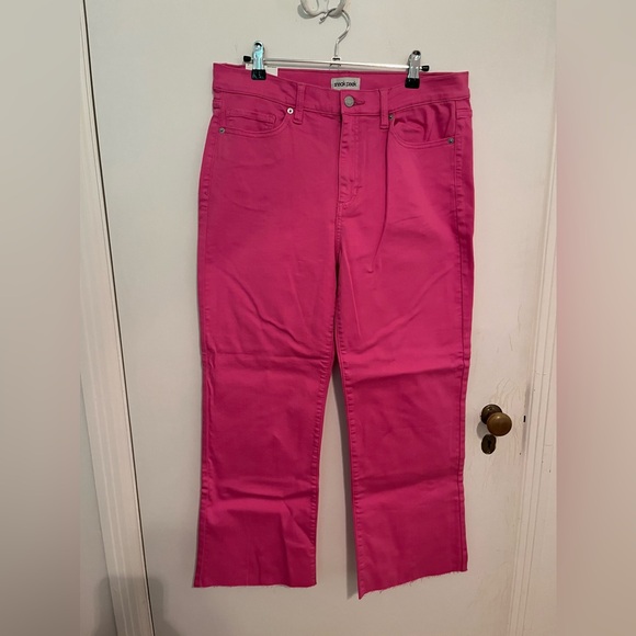Sneak Peek Fuschia Mid-rise Kick Flare Raw-Edge Pants - Picture 1 of 3